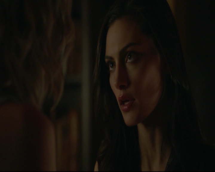 VampireDiariesWorld-dot-nl_TheOriginals_3x21GiveEmHellKid-deletedscenes0031.jpg VampireDiariesWorld-dot-nl_TheOriginals_3x21GiveEmHellKid-deletedscenes0031.jpg
