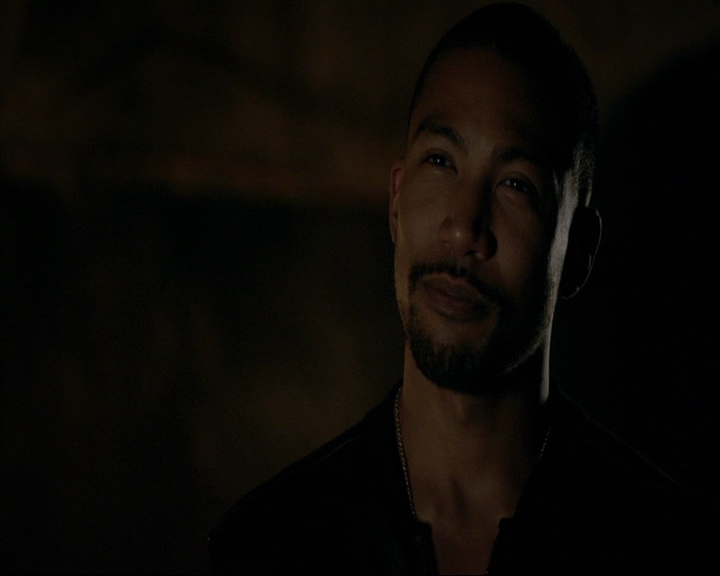 VampireDiaries-dot-nl_TheOriginals4x01GatherUpTheKillers2245.jpg VampireDiaries-dot-nl_TheOriginals4x01GatherUpTheKillers2245.jpg