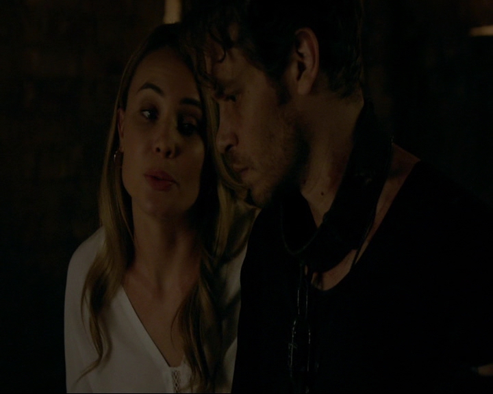VampireDiaries-dot-nl_TheOriginals4x02NoQuarter1037.jpg VampireDiaries-dot-nl_TheOriginals4x02NoQuarter1037.jpg