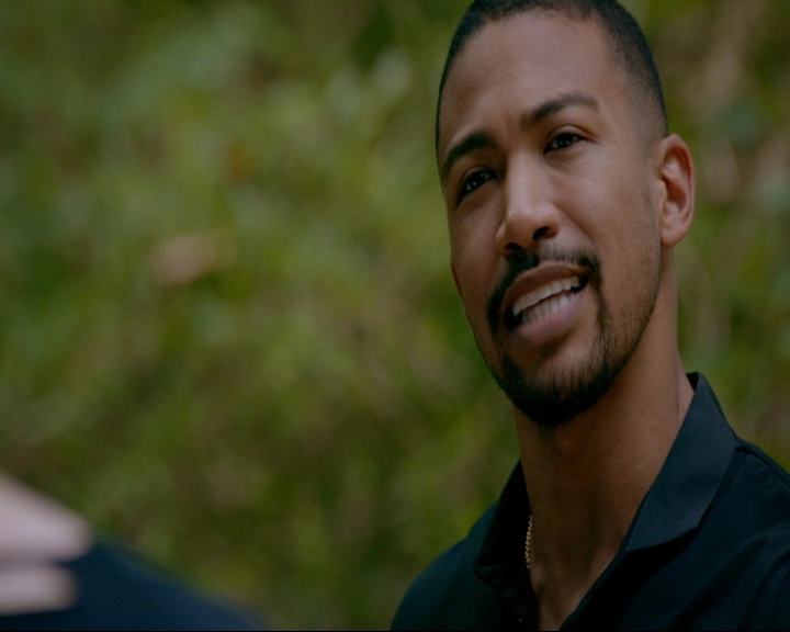 VampireDiaries-dot-nl_TheOriginals4x02NoQuarter1993.jpg