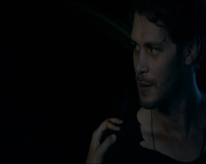 VampireDiaries-dot-nl_TheOriginals4x02NoQuarter2256.jpg