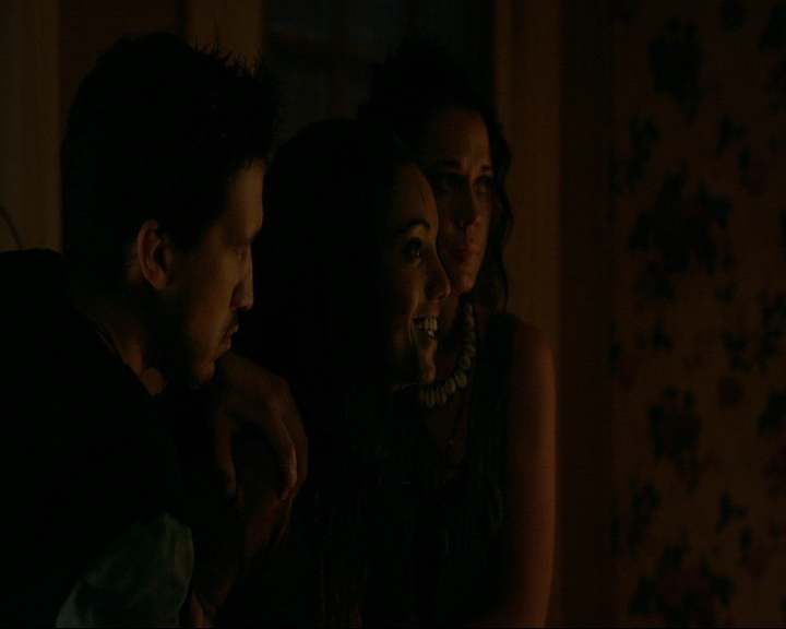 VampireDiaries-dot-nl_TheOriginals4x03HaunterOfRuins2276.jpg VampireDiaries-dot-nl_TheOriginals4x03HaunterOfRuins2276.jpg