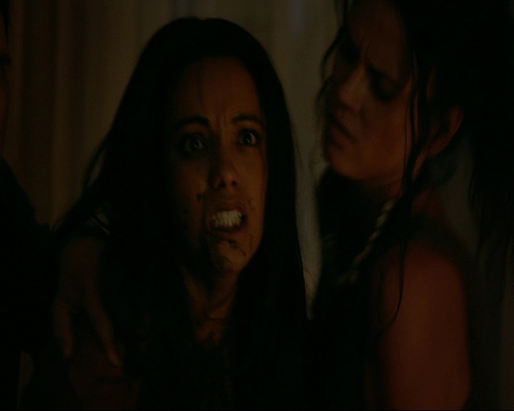 VampireDiaries-dot-nl_TheOriginals4x03HaunterOfRuins2278.jpg VampireDiaries-dot-nl_TheOriginals4x03HaunterOfRuins2278.jpg