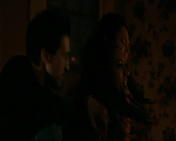 VampireDiaries-dot-nl_TheOriginals4x03HaunterOfRuins2280.jpg VampireDiaries-dot-nl_TheOriginals4x03HaunterOfRuins2280.jpg