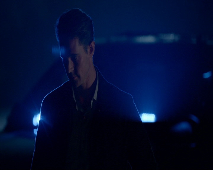 VampireDiaries-dot-nl_TheOriginals4x03HaunterOfRuins2330.jpg VampireDiaries-dot-nl_TheOriginals4x03HaunterOfRuins2330.jpg