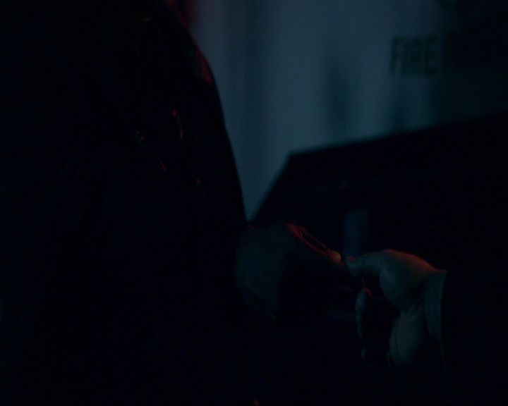VampireDiaries-dot-nl_TheOriginals4x04KeepersOfTheHouse0103.jpg VampireDiaries-dot-nl_TheOriginals4x04KeepersOfTheHouse0103.jpg