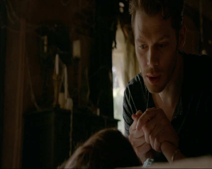 VampireDiaries-dot-nl_TheOriginals4x04KeepersOfTheHouse1096.jpg VampireDiaries-dot-nl_TheOriginals4x04KeepersOfTheHouse1096.jpg