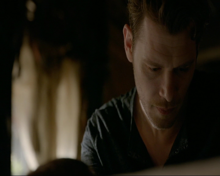 VampireDiaries-dot-nl_TheOriginals4x04KeepersOfTheHouse1104.jpg VampireDiaries-dot-nl_TheOriginals4x04KeepersOfTheHouse1104.jpg