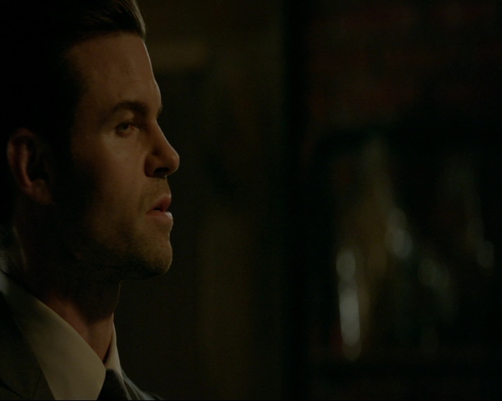 VampireDiaries-dot-nl_TheOriginals4x06BagOfCobras0214.jpg