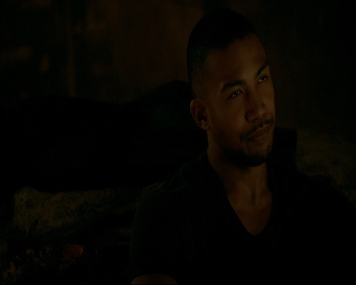 VampireDiaries-dot-nl_TheOriginals4x06BagOfCobras0509.jpg VampireDiaries-dot-nl_TheOriginals4x06BagOfCobras0509.jpg