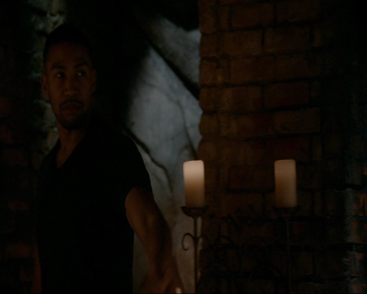 VampireDiaries-dot-nl_TheOriginals4x06BagOfCobras0539.jpg VampireDiaries-dot-nl_TheOriginals4x06BagOfCobras0539.jpg