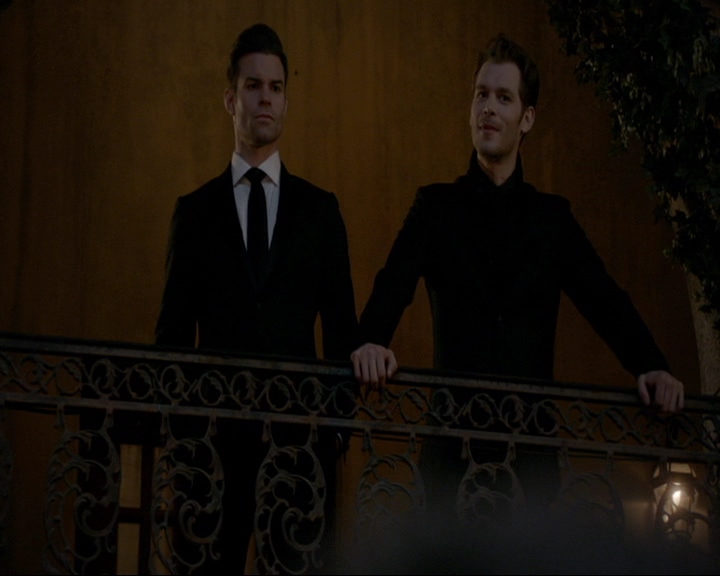 VampireDiaries-dot-nl_TheOriginals4x06BagOfCobras1161.jpg VampireDiaries-dot-nl_TheOriginals4x06BagOfCobras1161.jpg