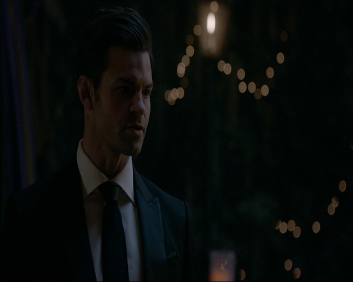 VampireDiaries-dot-nl_TheOriginals4x06BagOfCobras2259.jpg