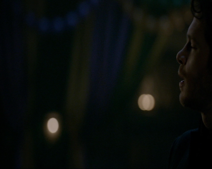 VampireDiaries-dot-nl_TheOriginals4x06BagOfCobras2264.jpg VampireDiaries-dot-nl_TheOriginals4x06BagOfCobras2264.jpg