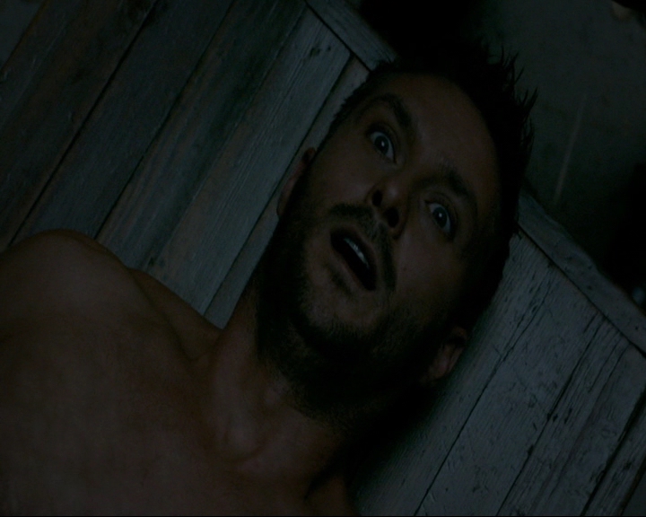 VampireDiaries-dot-nl_TheOriginals4x06BagOfCobras2327.jpg