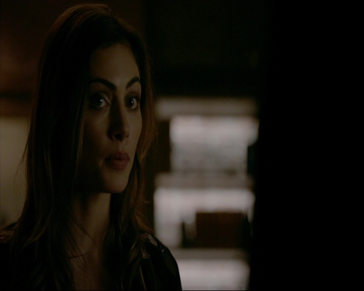 VampireDiaries-dot-nl_TheOriginals4x06BagOfCobras2348.jpg