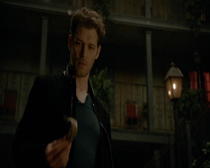 VampireDiaries-dot-nl_TheOriginals4x07HighWaterandaDevilsDaughter0096.jpg VampireDiaries-dot-nl_TheOriginals4x07HighWaterandaDevilsDaughter0096.jpg
