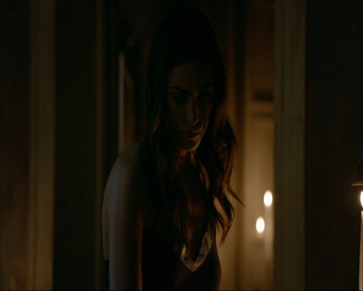 VampireDiaries-dot-nl_TheOriginals4x07HighWaterandaDevilsDaughter2236.jpg VampireDiaries-dot-nl_TheOriginals4x07HighWaterandaDevilsDaughter2236.jpg