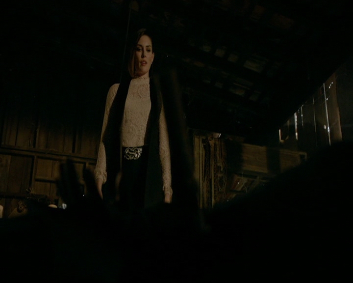 VampireDiaries-dot-nl_TheOriginals4x09QueenDeath0018.jpg