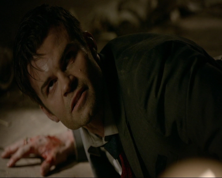 VampireDiaries-dot-nl_TheOriginals4x09QueenDeath0027.jpg
