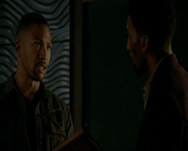 VampireDiaries-dot-nl_TheOriginals4x09QueenDeath2293.jpg