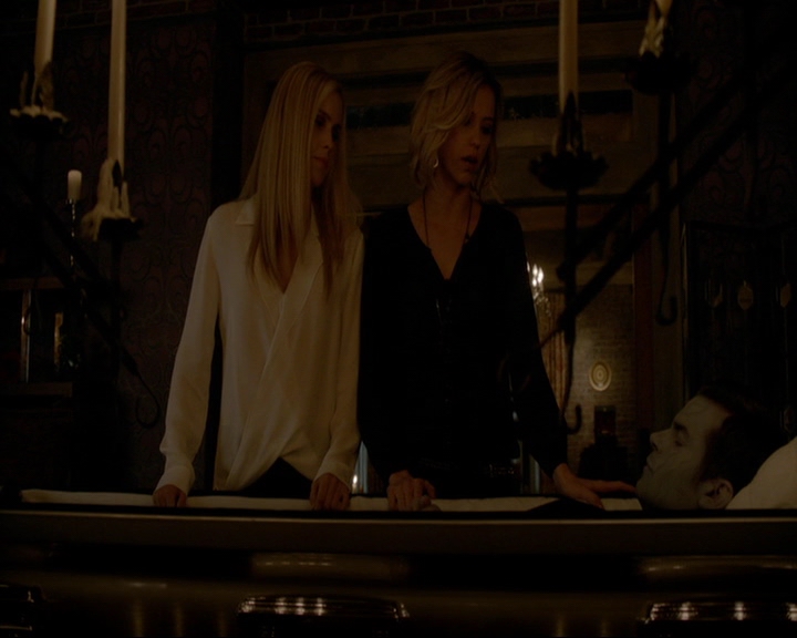 VampireDiaries-dot-nl_TheOriginals4x10Phantomesque1955.jpg VampireDiaries-dot-nl_TheOriginals4x10Phantomesque1955.jpg