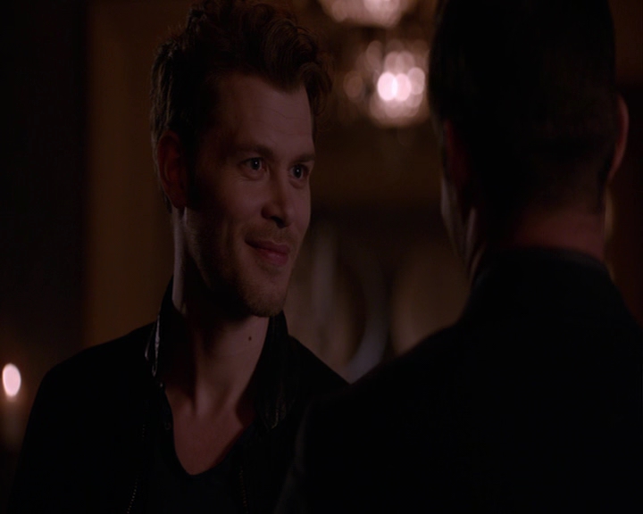 VampireDiaries-dot-nl_TheOriginals-S4-GagReel0054.jpg VampireDiaries-dot-nl_TheOriginals-S4-GagReel0054.jpg