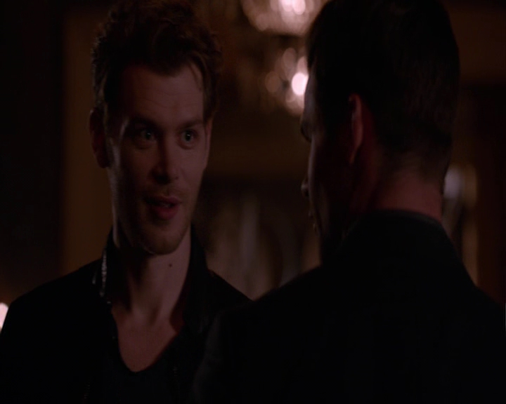 VampireDiaries-dot-nl_TheOriginals-S4-GagReel0058.jpg VampireDiaries-dot-nl_TheOriginals-S4-GagReel0058.jpg