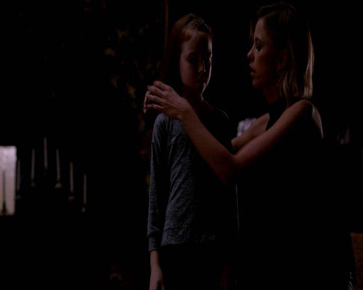 VampireDiaries-dot-nl_TheOriginals4x13TheFeastOfAllSinners-deletedscene0175.jpg VampireDiaries-dot-nl_TheOriginals4x13TheFeastOfAllSinners-deletedscene0175.jpg