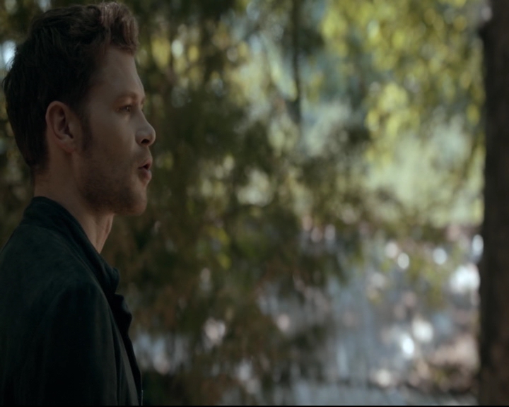 vampirediariesworld-dot-nl_TheOriginals5x04BetweenTheDevilAndTheDeepBlueSea00162.jpg vampirediariesworld-dot-nl_TheOriginals5x04BetweenTheDevilAndTheDeepBlueSea00162.jpg