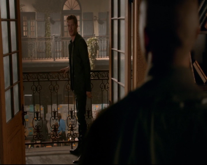 vampirediariesworld-dot-nl_TheOriginals5x04BetweenTheDevilAndTheDeepBlueSea00185.jpg