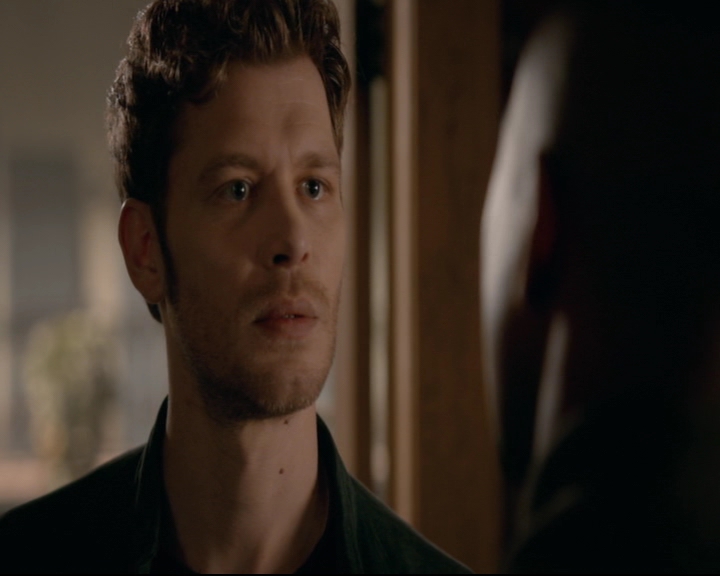 vampirediariesworld-dot-nl_TheOriginals5x04BetweenTheDevilAndTheDeepBlueSea00222.jpg vampirediariesworld-dot-nl_TheOriginals5x04BetweenTheDevilAndTheDeepBlueSea00222.jpg