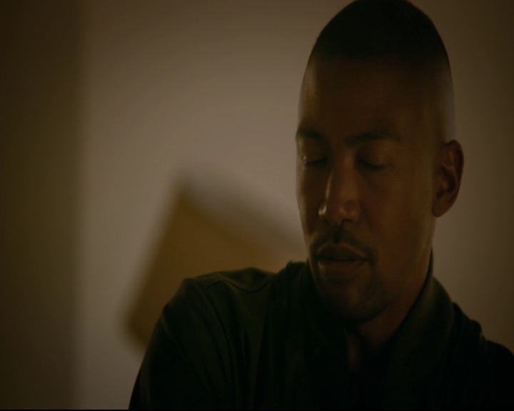 vampirediariesworld-dot-nl_TheOriginals5x04BetweenTheDevilAndTheDeepBlueSea00760.jpg vampirediariesworld-dot-nl_TheOriginals5x04BetweenTheDevilAndTheDeepBlueSea00760.jpg