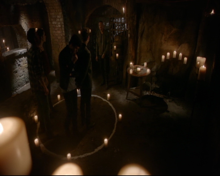 vampirediariesworld-dot-nl_TheOriginals5x04BetweenTheDevilAndTheDeepBlueSea00869.jpg vampirediariesworld-dot-nl_TheOriginals5x04BetweenTheDevilAndTheDeepBlueSea00869.jpg
