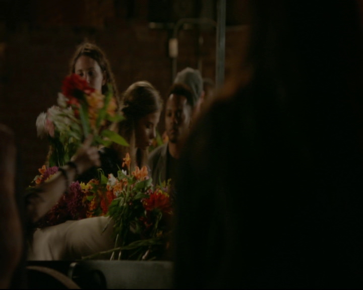 vampirediariesworld-dot-nl_TheOriginals5x04BetweenTheDevilAndTheDeepBlueSea02107.jpg