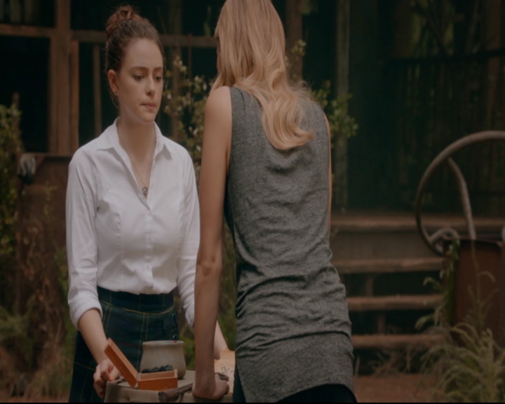 vampirediariesworld-dot-nl_TheOriginals5x05DontItJustBreakYourHeart01614.jpg