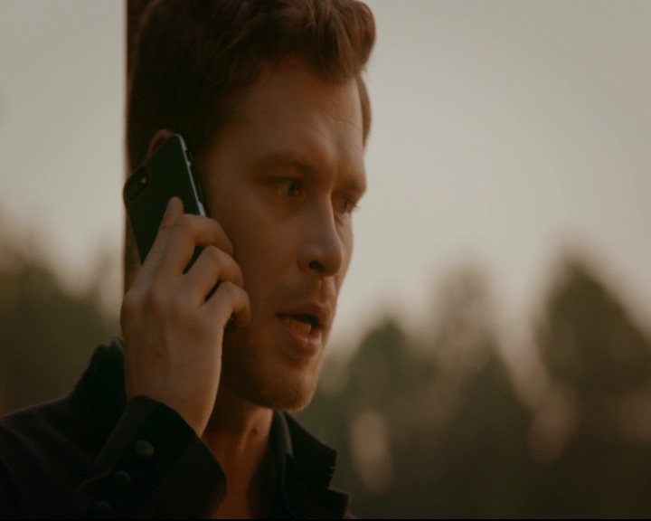 vampirediariesworld-dot-nl_TheOriginals5x07GodsGonnaTroubleTheWater01795.jpg