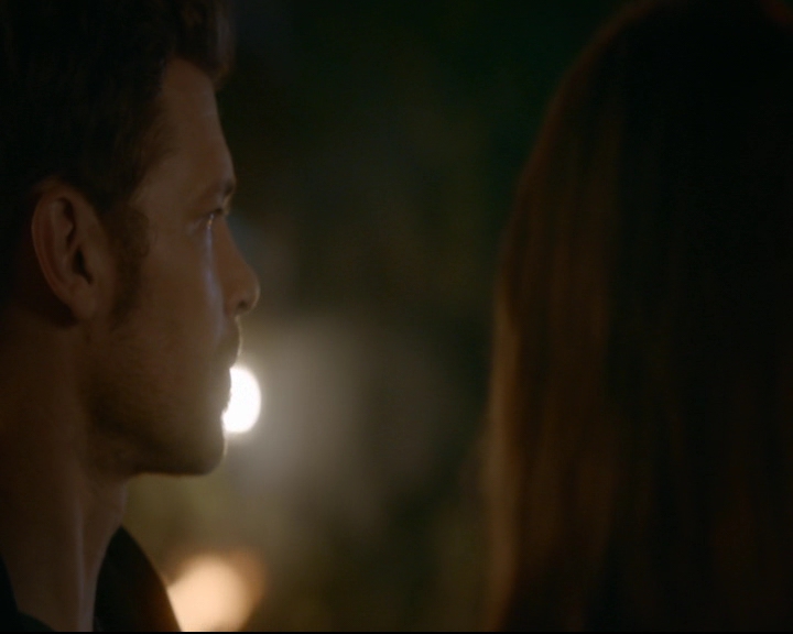 vampirediariesworld-dot-nl_TheOriginals5x07GodsGonnaTroubleTheWater02149.jpg vampirediariesworld-dot-nl_TheOriginals5x07GodsGonnaTroubleTheWater02149.jpg