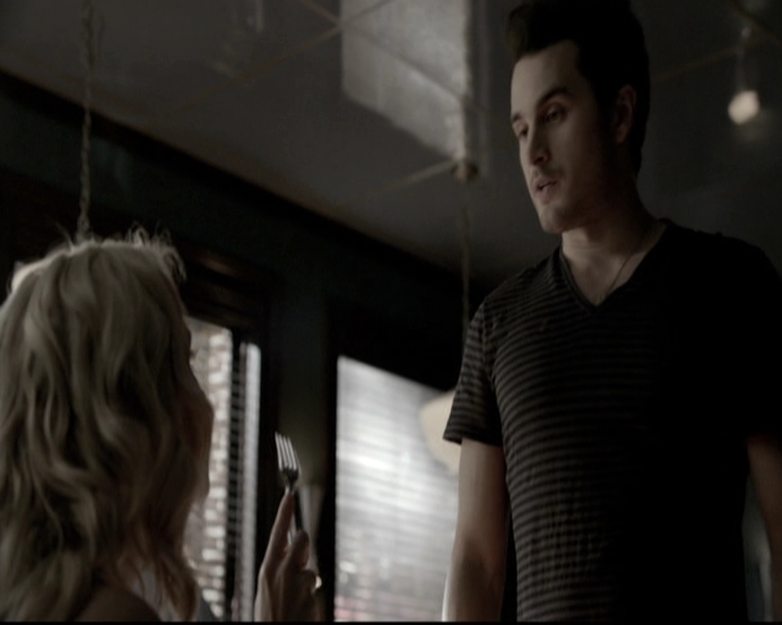 VampireDiariesWorld-dot-nl_6x03WelcomeToParadise0652.jpg