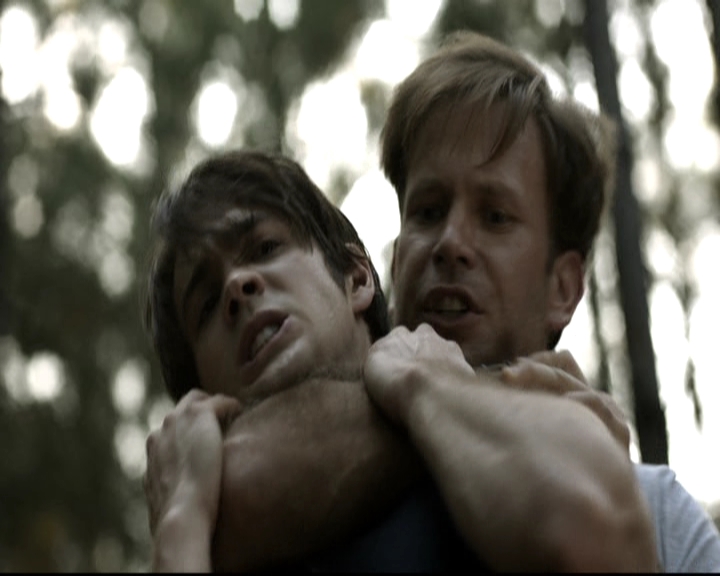 VampireDiariesWorld-dot-nl_6x04BlackHoleSun1323.jpg VampireDiariesWorld-dot-nl_6x04BlackHoleSun1323.jpg