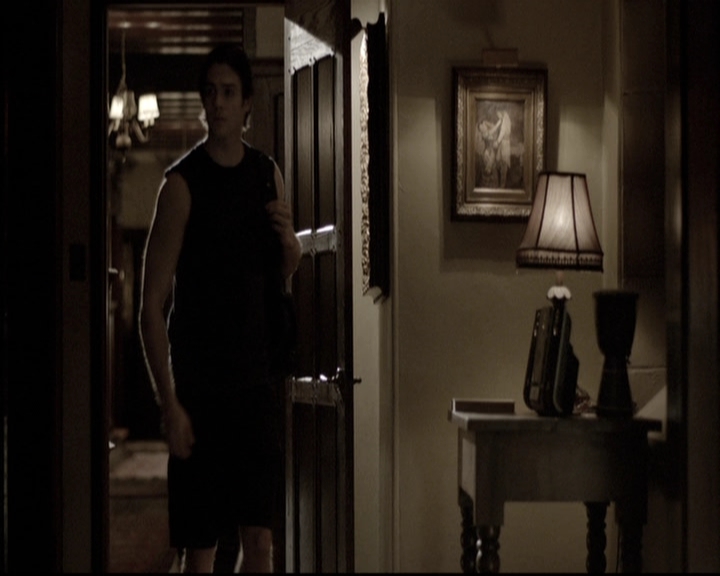 VampireDiariesWorld-dot-nl_6x04BlackHoleSun1922.jpg