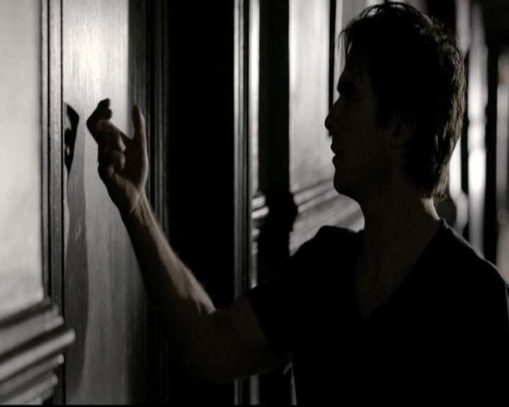 VampireDiariesWorld-dot-nl_6x06TheMoreYouIgnoreMeTheCloserIGet2229.jpg