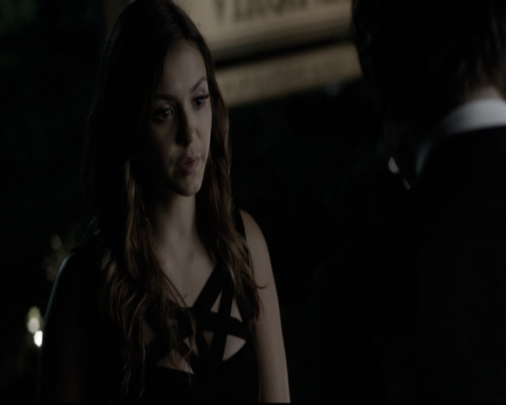 VampireDiariesWorld-dot-nl_6x07DoYouRememberTheFirstTime1569.jpg