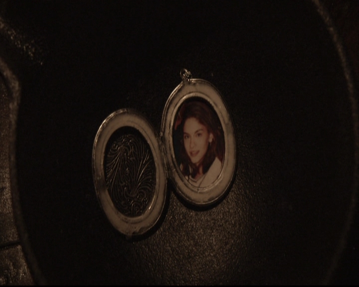 VampireDiariesWorld-dot-nl_6x08FadeIntoYou1187.jpg VampireDiariesWorld-dot-nl_6x08FadeIntoYou1187.jpg