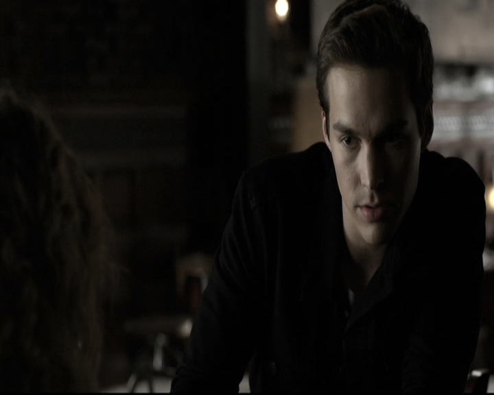 VampireDiariesWorld-dot-nl_6x09IAlone1302.jpg