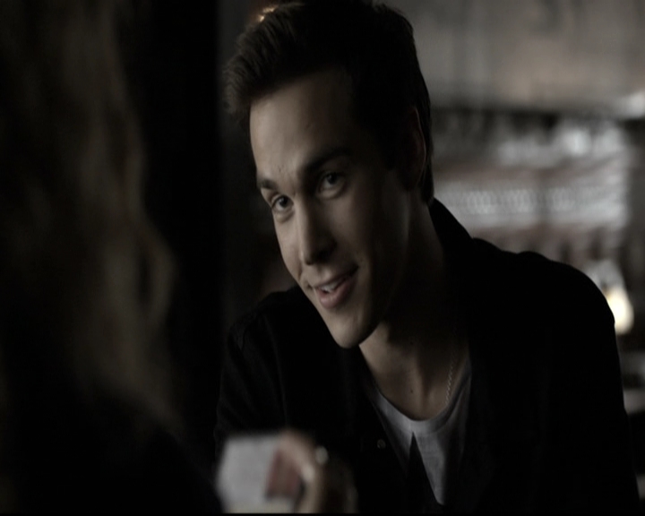 VampireDiariesWorld-dot-nl_6x09IAlone1320.jpg