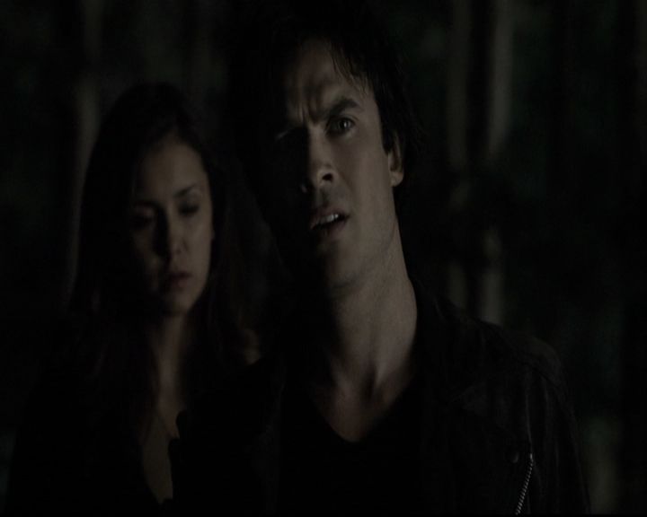 VampireDiariesWorld-dot-nl_6x09IAlone2152.jpg