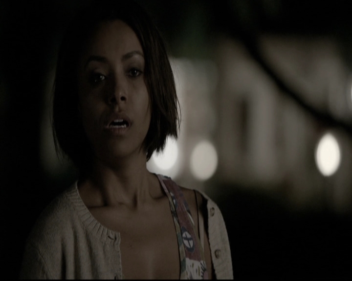 VampireDiariesWorld-dot-nl_6x09IAlone2182.jpg