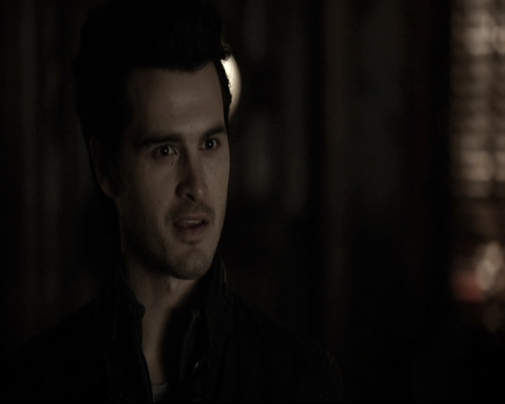 VampireDiariesWorld-dot-nl_6x17ABirdInAGildedCage0058.jpg