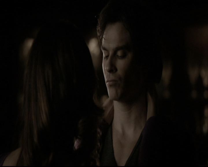 VampireDiariesWorld-dot-nl_6x17ABirdInAGildedCage2045.jpg